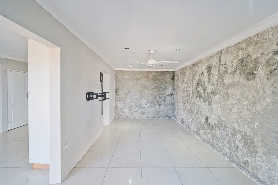 4 Bedroom Property for Sale in Winterstrand Eastern Cape